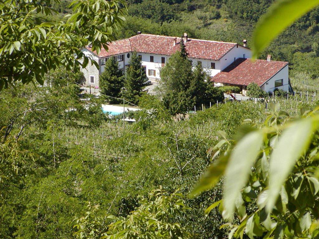 Agriturismo Rupestr Канели Екстериор снимка